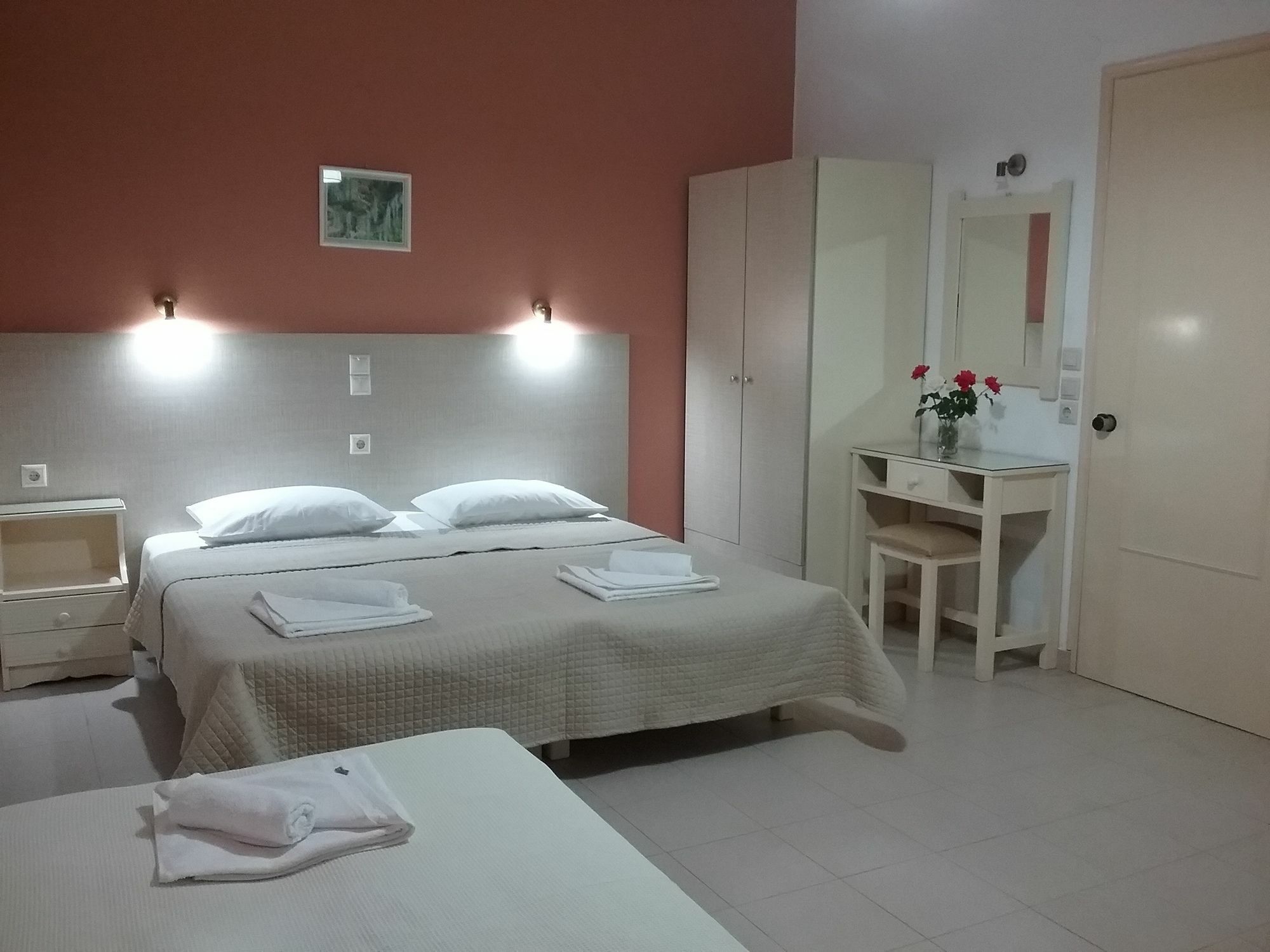 Ilona Apartments Ханя Екстериор снимка